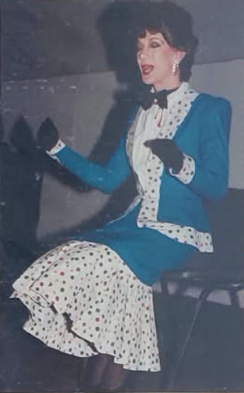 Cabaret. Mark