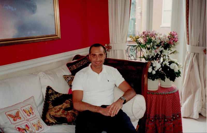 Henri in Chloe's flat, Egerton Gardens, South Kensington, London